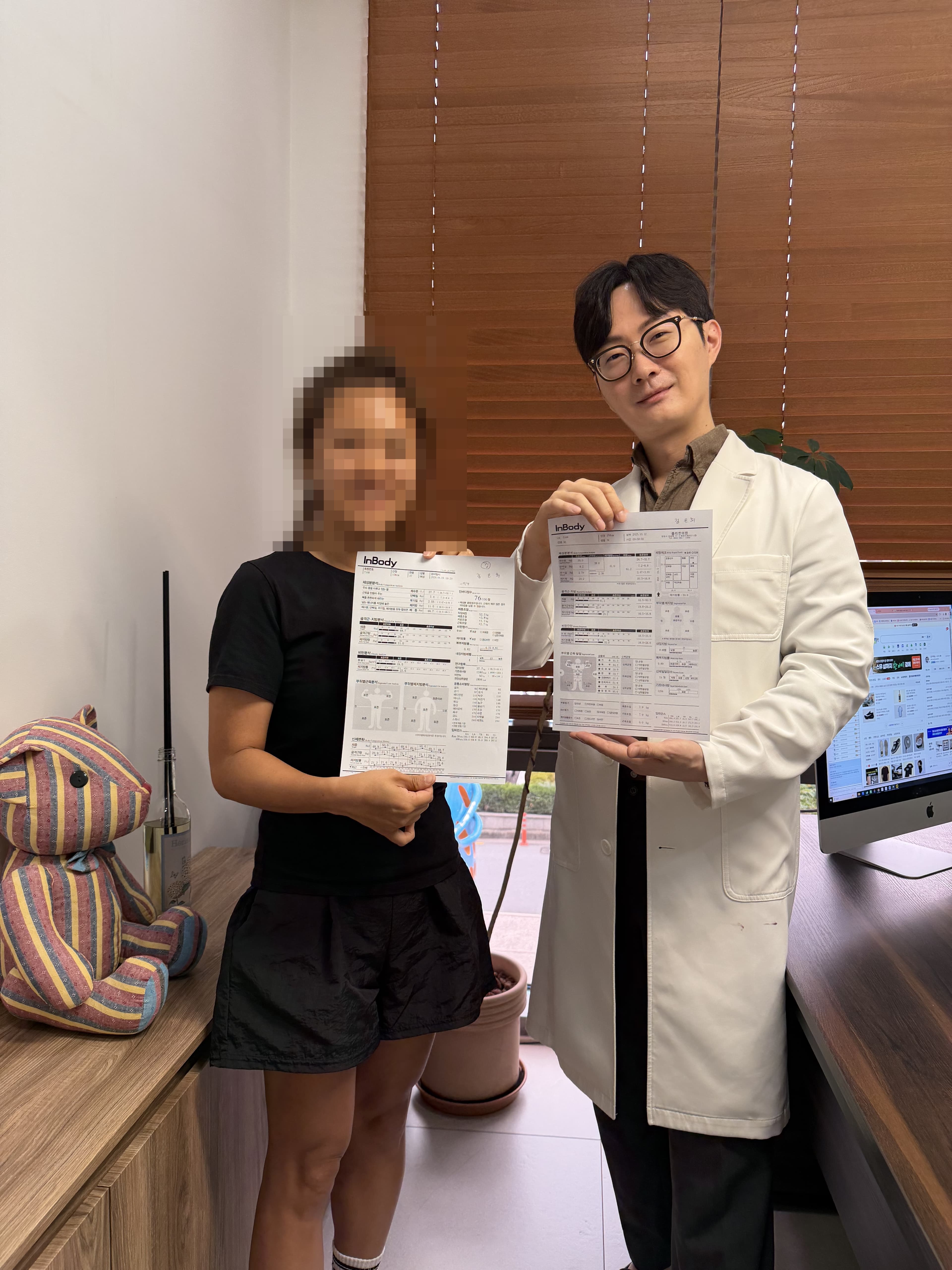준 한의원 준비정 복용 후 인바디 결과를 함께 확인하는 김*희님과 원장님